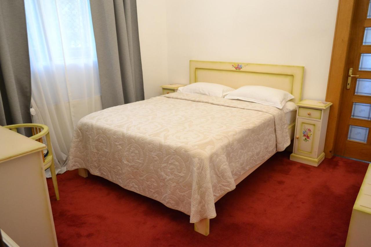 Casa Cranta Hotel Braşov Eksteriør billede